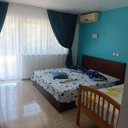 Guest house Casa Vienna 3*